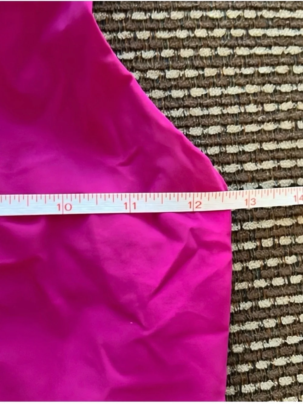 EUC Lululemon Stash it Bra size 6 Ripened Raspberry